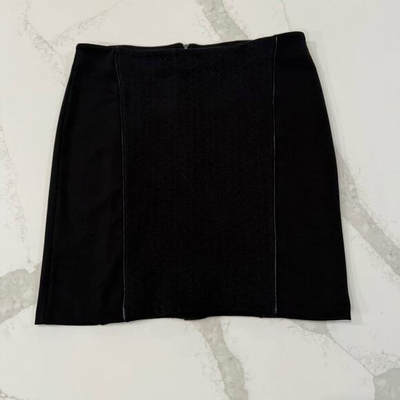 Laundry by Shelli Segal Quilted Texture Pencil Skirt Womens Size 12 Black Career - Picture 1 of 8